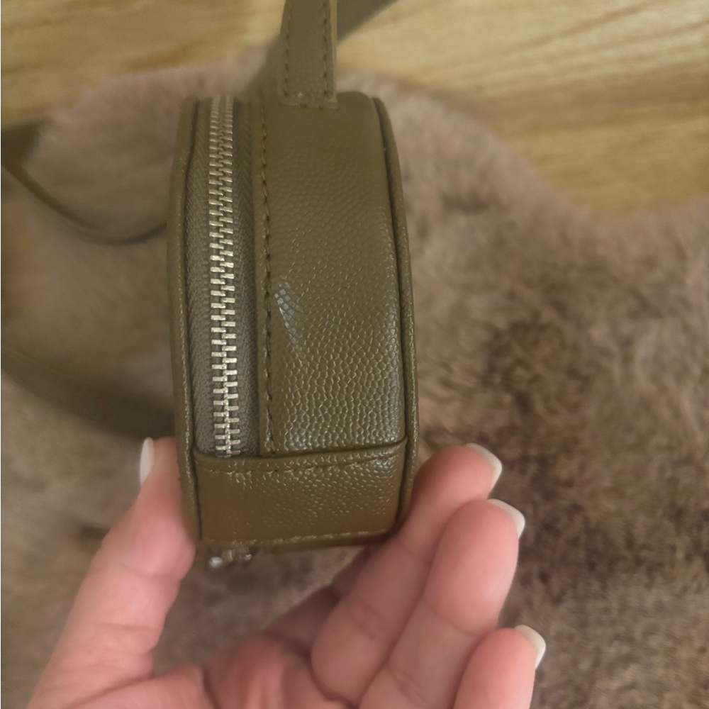 Mini Round Shoulder Bag - Picture 5 of 9